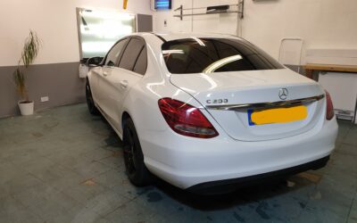 Mercedes C Class with 15% tint